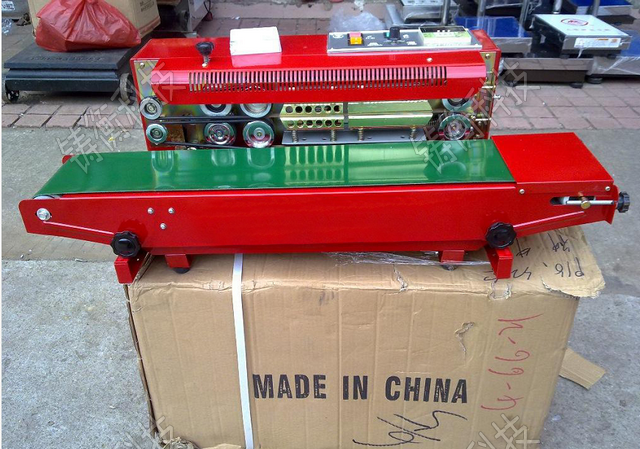 塑料薄膜連續(xù)封口機(jī)